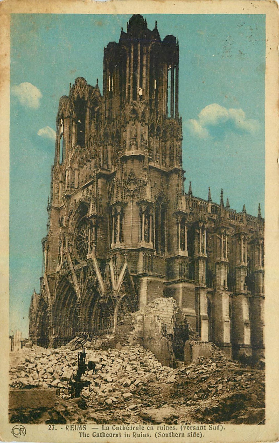CPA Reims La Cathedrale en ruines versant Sud 
