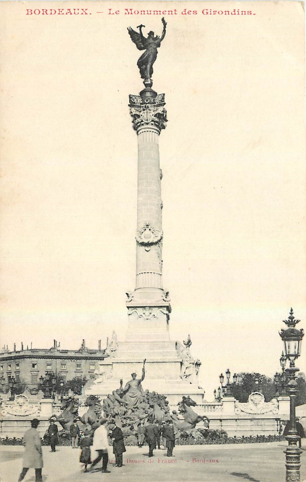CPA Bordeaux Le Monument des Girondins