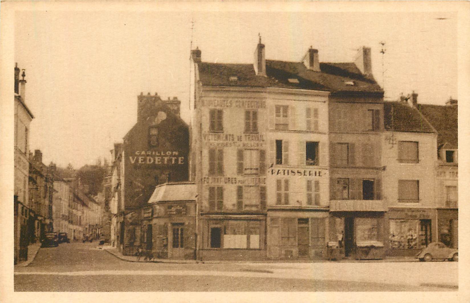 CPA La Ferte sous Jouarre La Place et la Rue de la Gare Patisserie