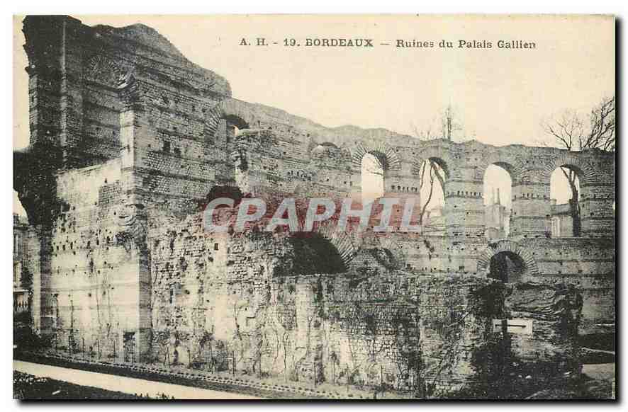 CPA Bordeaux Ruines du Palais Gallien 