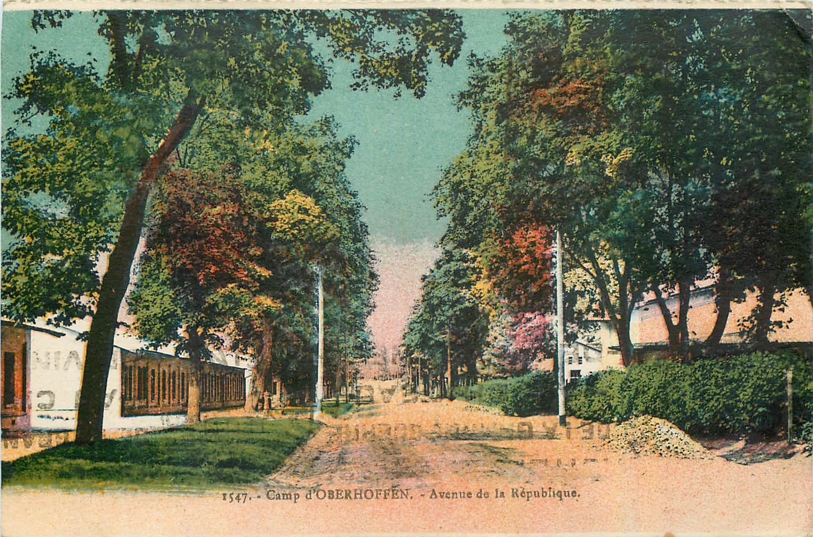 CPA Camp d'Oberhoffen Avenue de la Republique Militaria