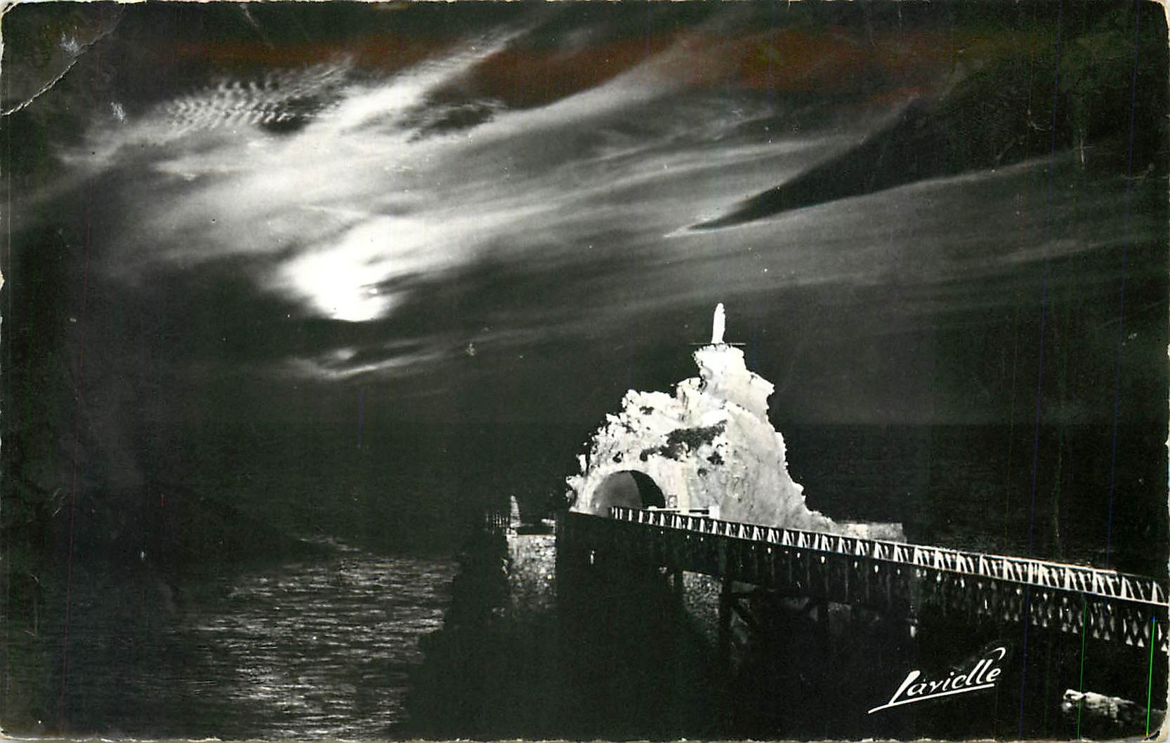 Biarritz — Le Rocher de la Vierge illuminé — L. Lavicelle