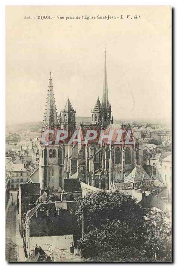 CPA Dijon Vue prise d l'Eglise Saint Jean 