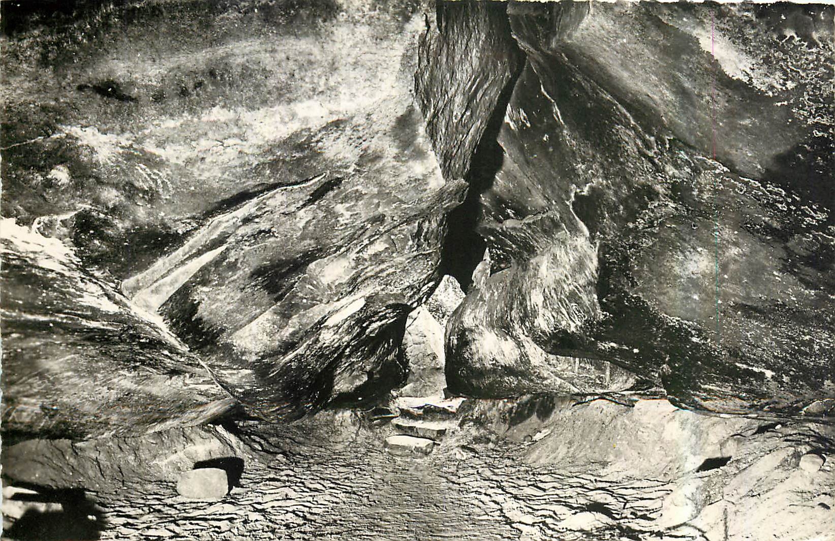 CPA Barbizon S et M La caverne des Brigands 