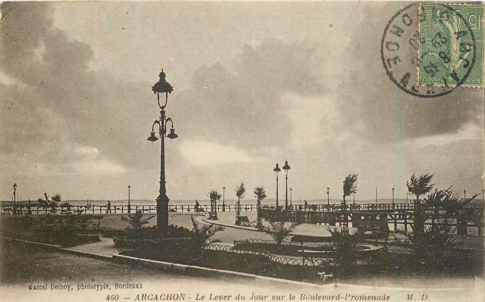 CPA Arcachon Le lever du Jour sur le Boulevard Promenade 