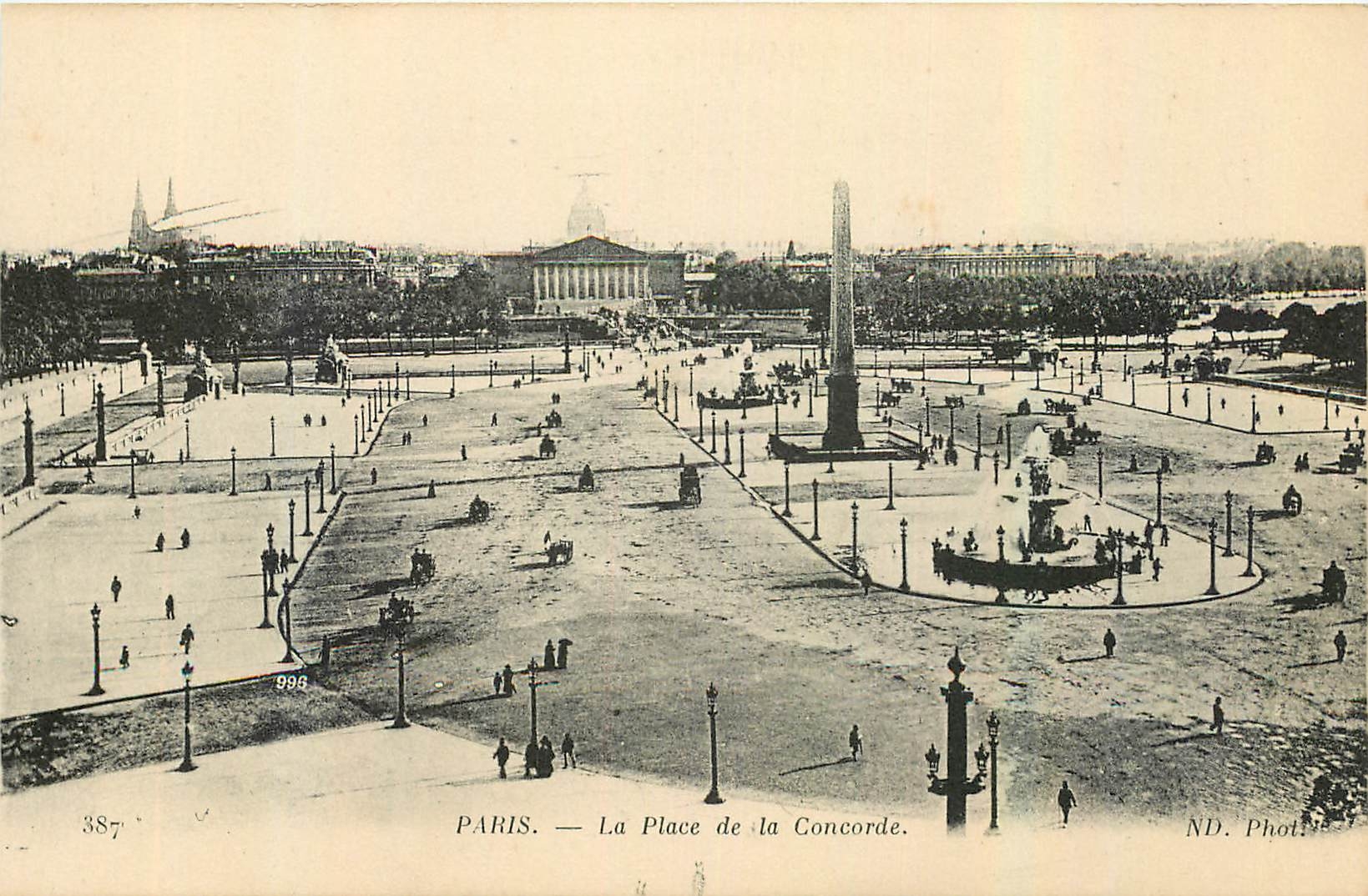 CPA Paris La Place de la Concorde  