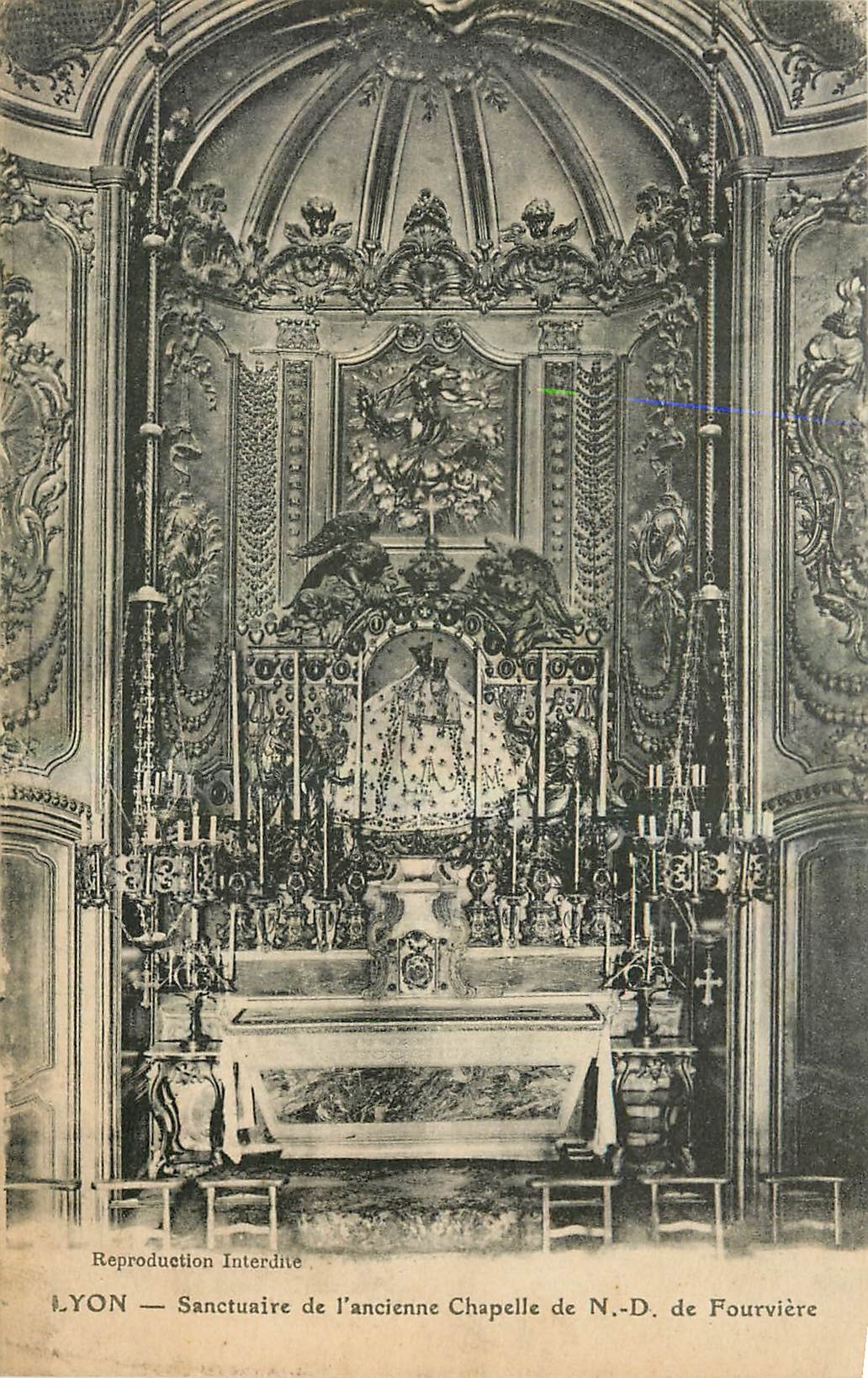 LYON — Sanctuaire de l'ancienne Chapelle N.-D. de Fourvière — Reproduction Interdite