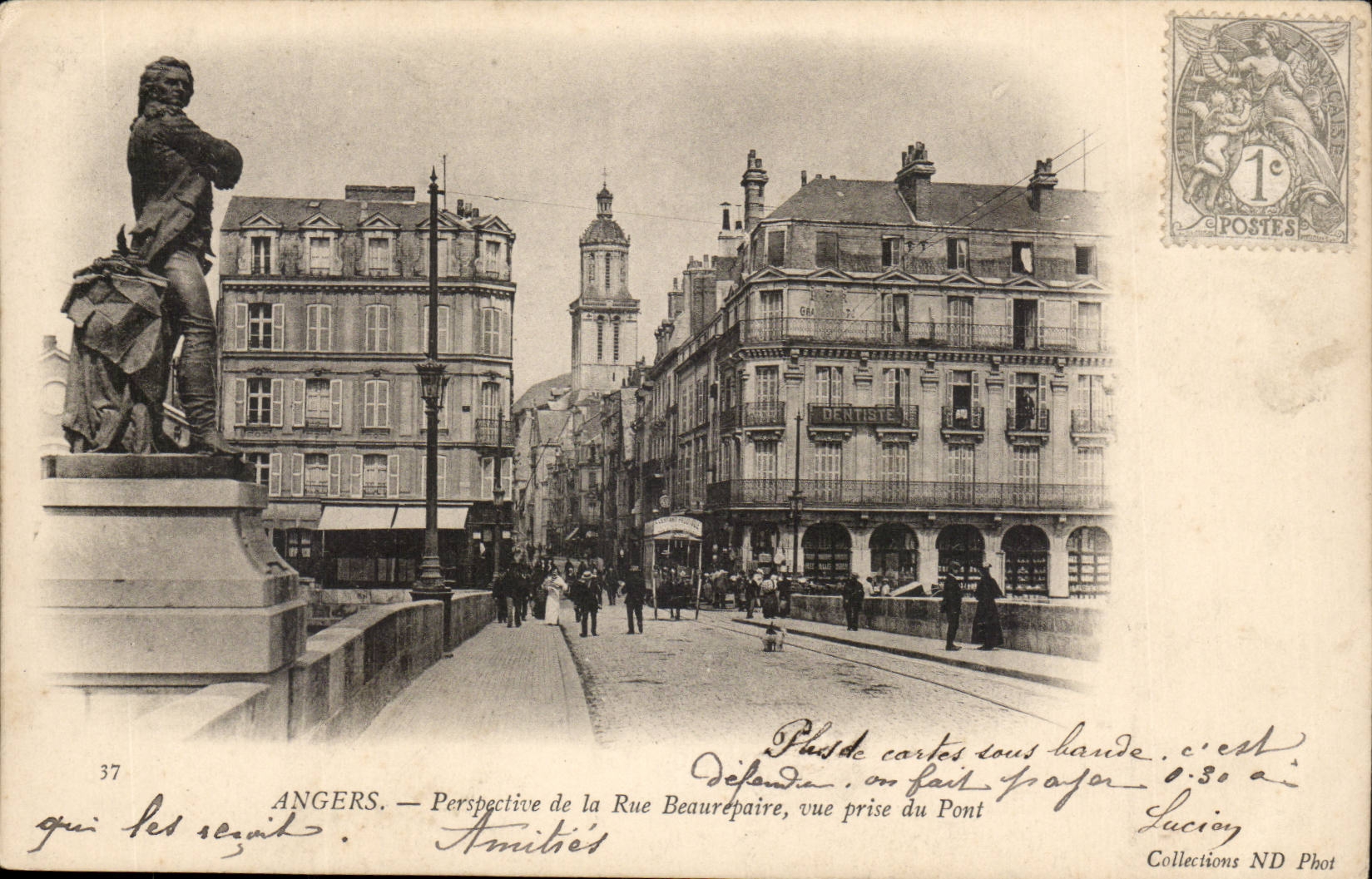 Angers CPA Perspective de la rue Beaurepaire vue prise du pont