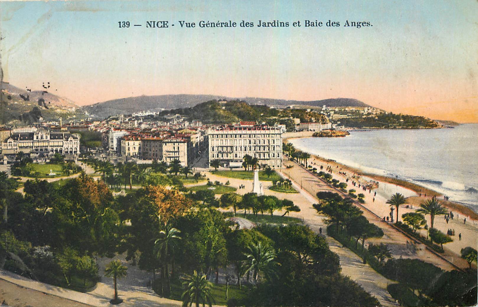 CPA Nice Vue generale des Jardins et Baie des Anges 