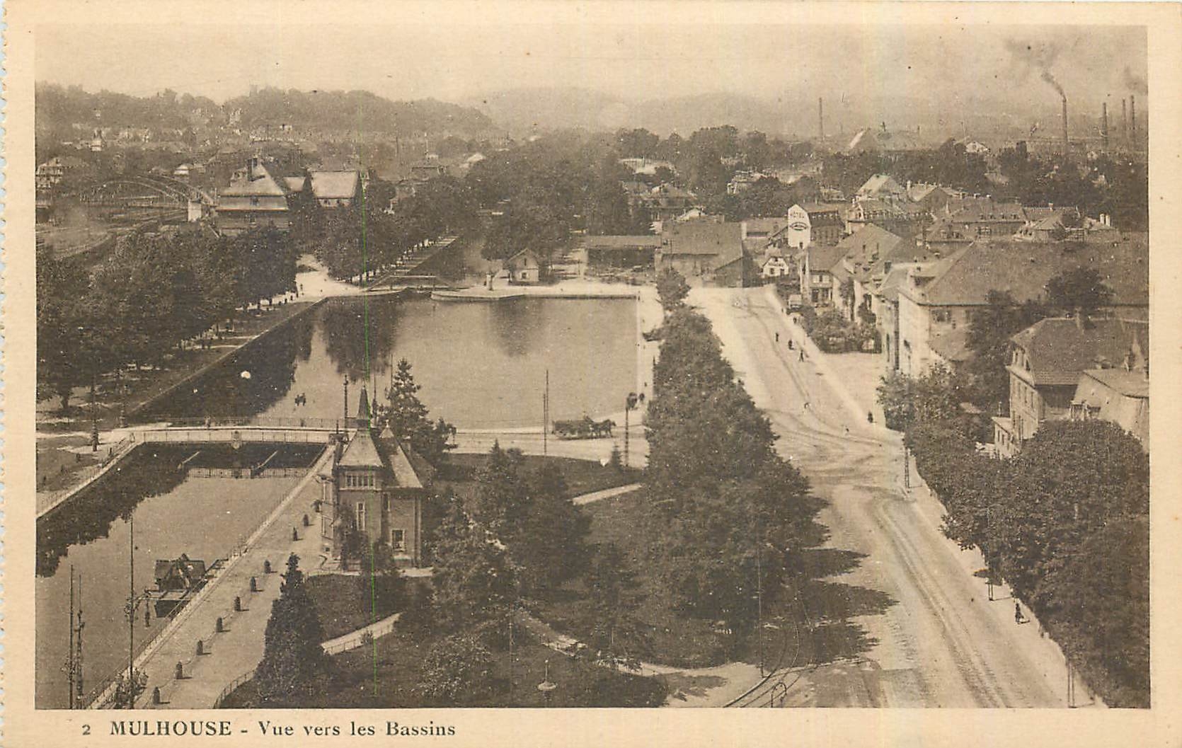 CPA Mulhouse Vue vers les Bassins 