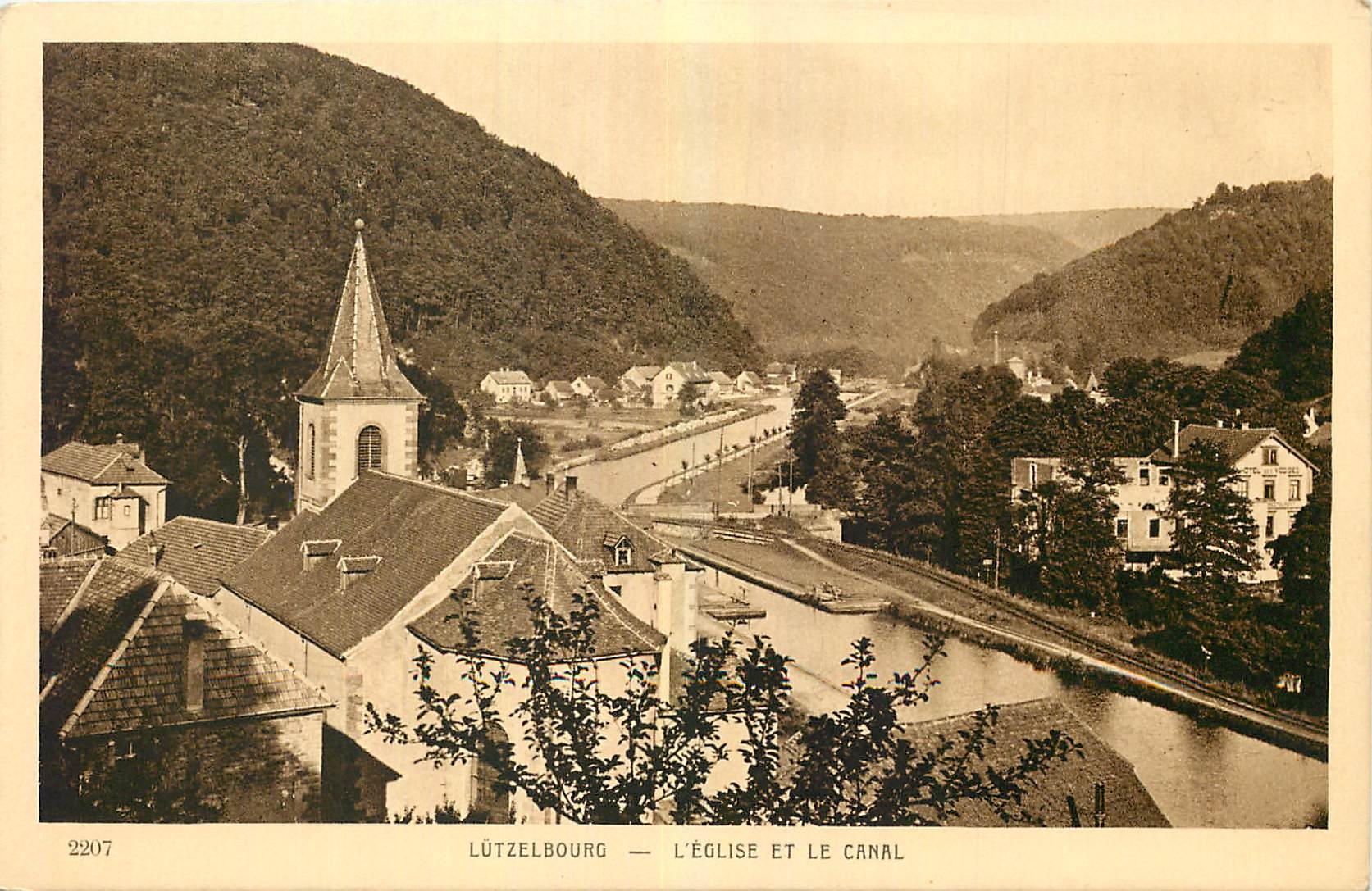 CPA Lutzelbourg l'Eglise et le Canal 