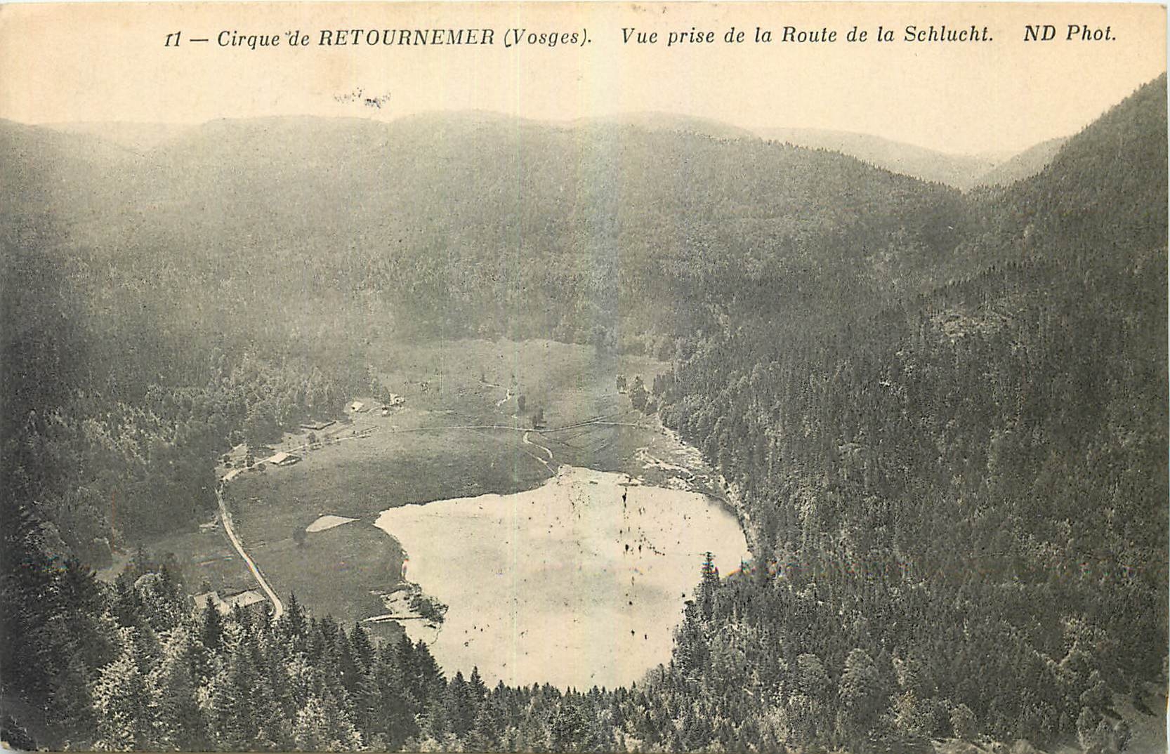 CPA Cirque de Retournemer Vosges Vue prise de la Route de la Schlucht 