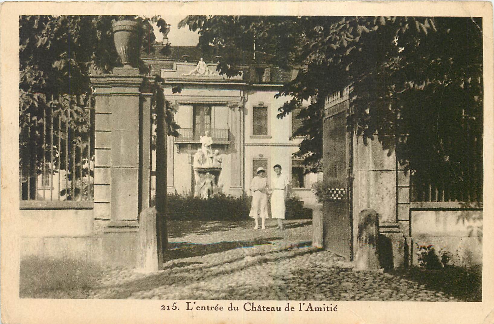 CPA l'Entree du Chateau de l'Amitie 
