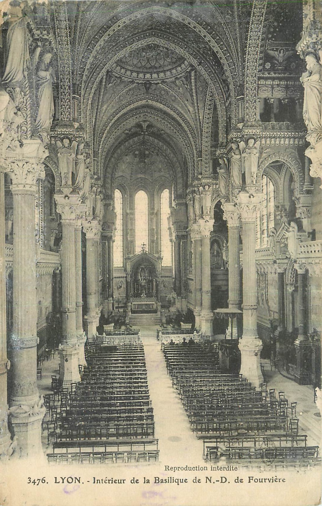 CPA Lyon Interieur de la Basilique de N D de Fourviere 