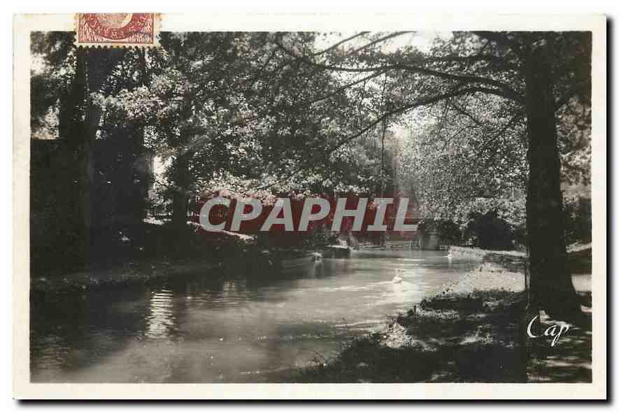 CPA Chalons sur Marne Jardin et Canal du Jard 