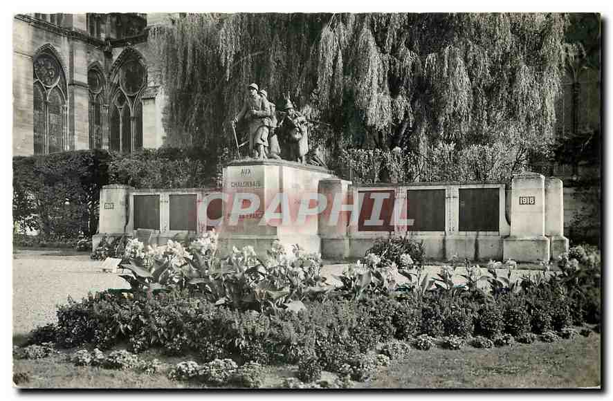 CPA Chalons sur Marne Marne Monument aux Morts 