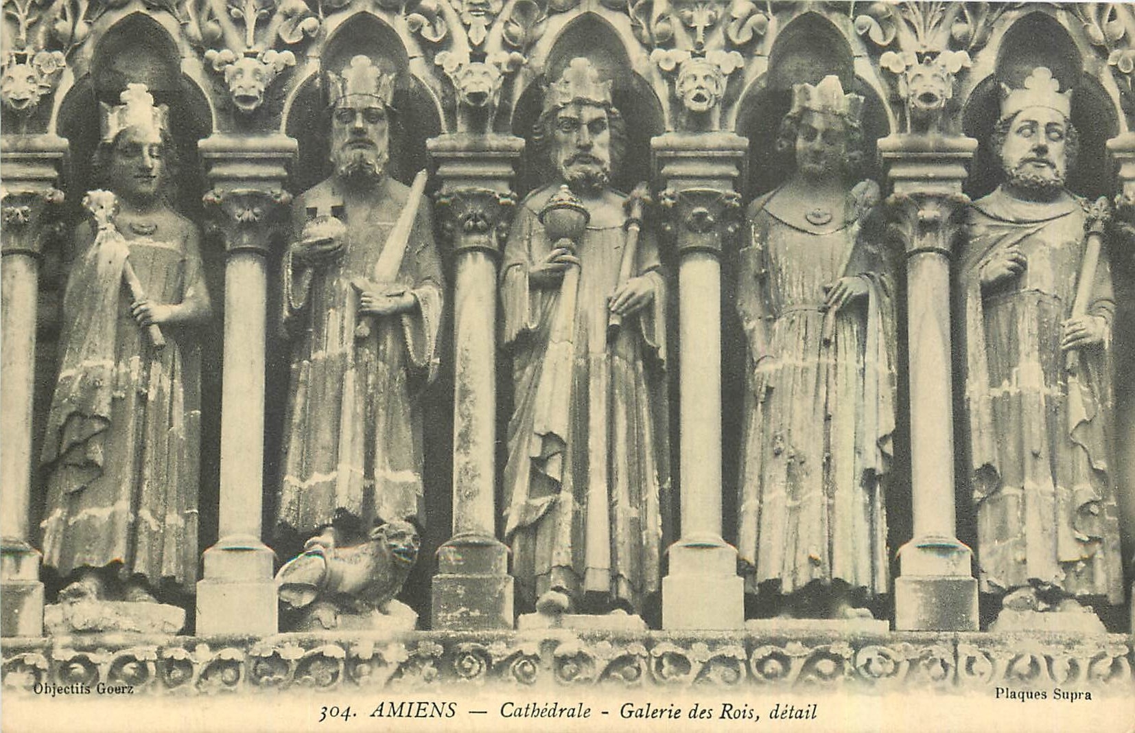 CPA Amiens Cathedrale Galerie des Rois detail 