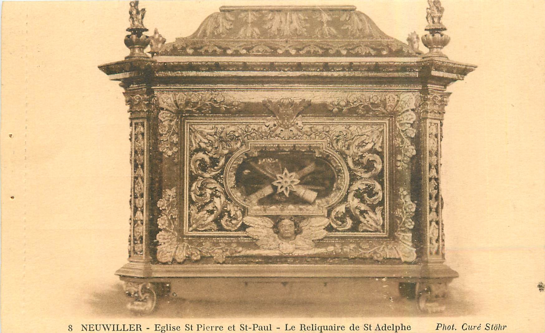 CPA Neuwiller Eglise St Pierre et St Paul Le Reliquaire de St Adelphe 