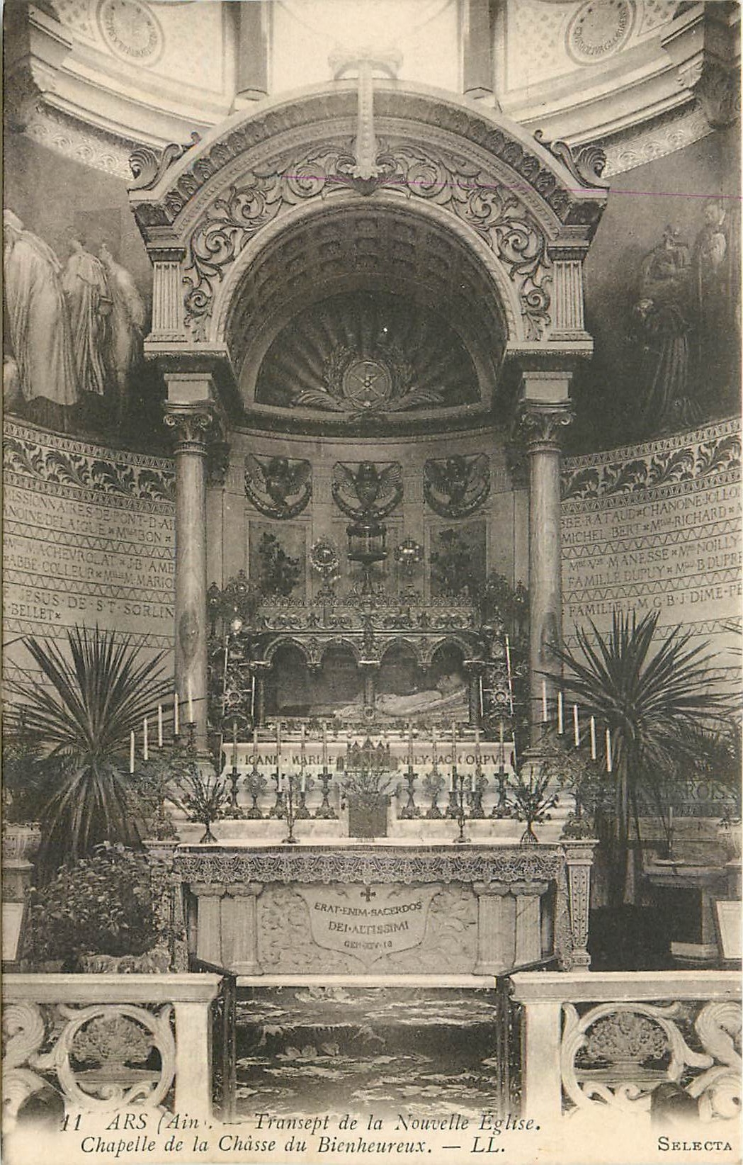 CPA Ars Ain Transept de la Nouvelle Eglise Chapelle de la Chasse du Bienheureux 
