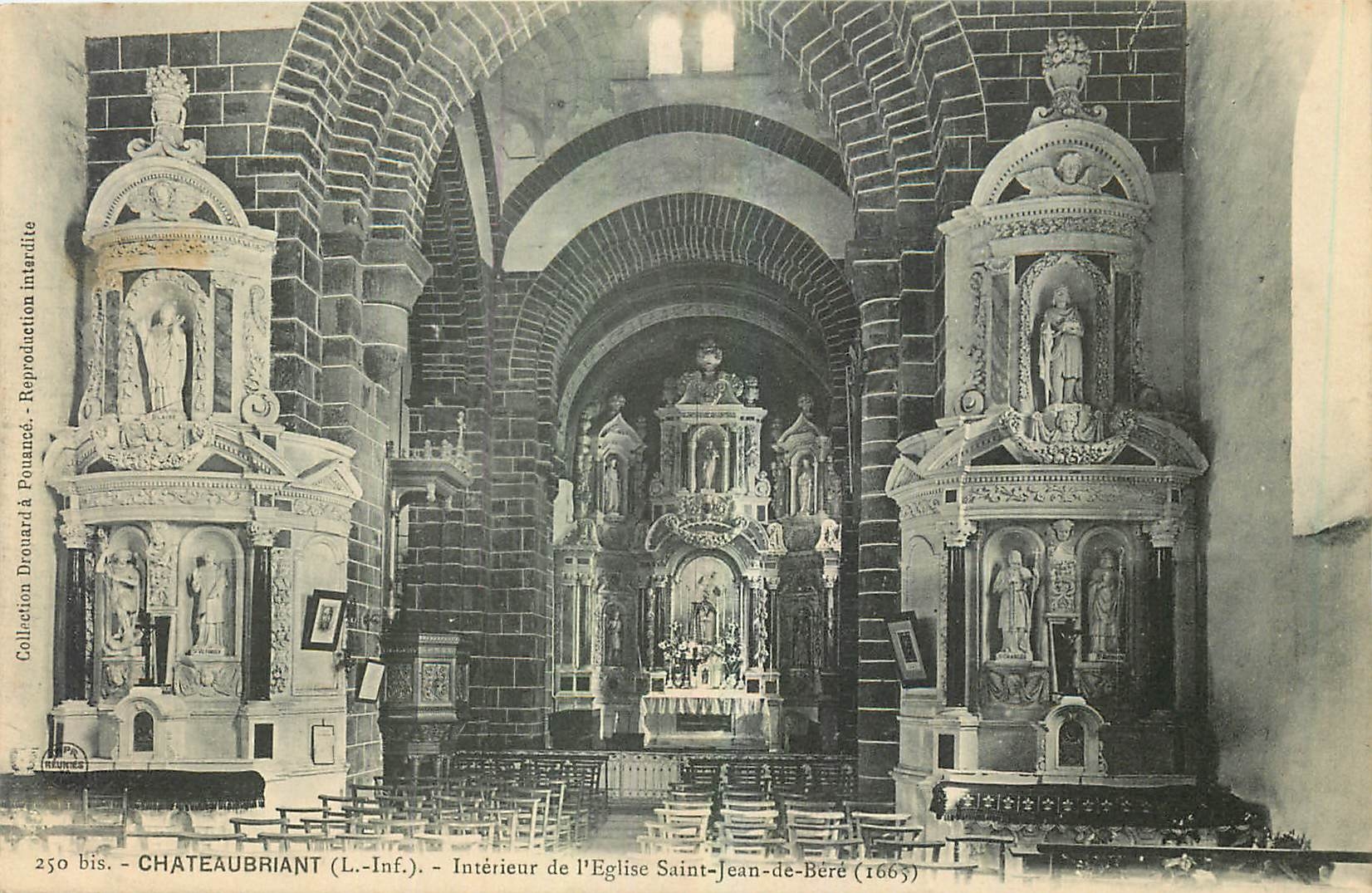 CPA Chateaubriant Loire Inf Interieur de l'Eglise Saint Jean de Bere 