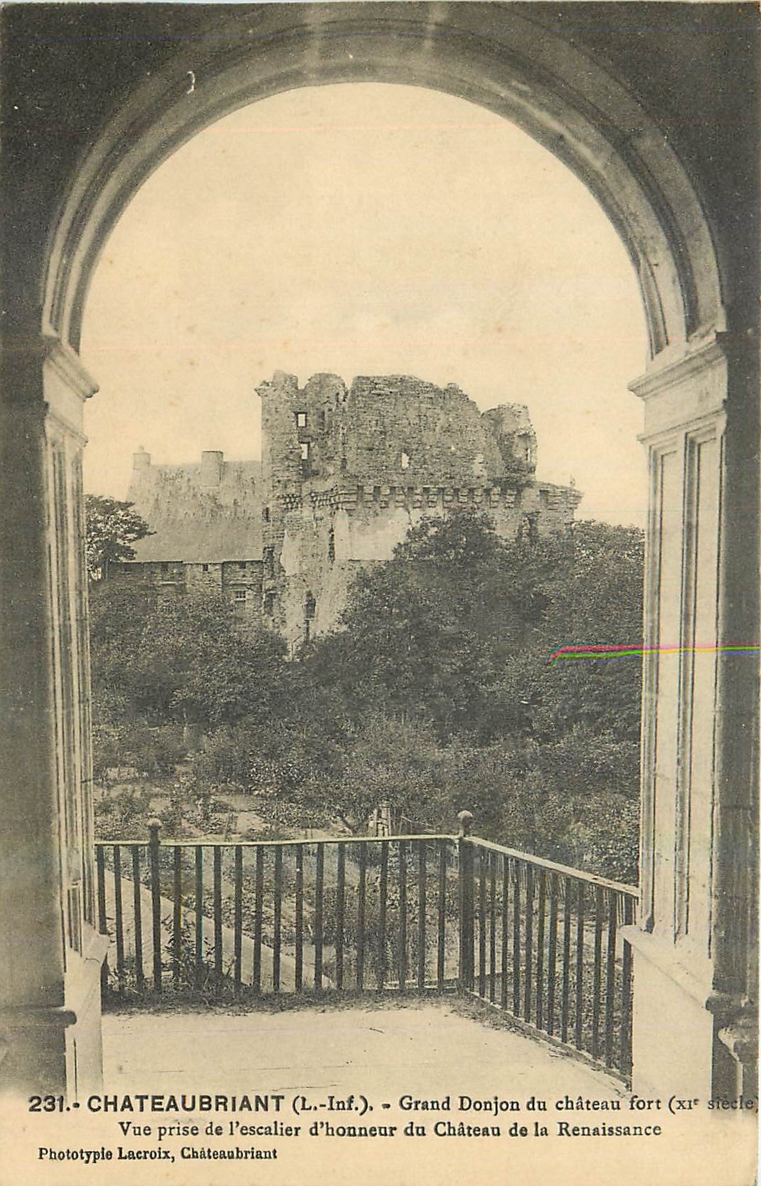 CPA Chateaubriant Loire Inf Grand Donjon du Chateau 