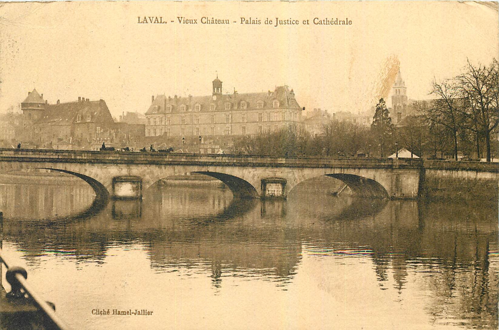 CPA Laval Vieux Chateau Palais de Justice et Cathedrale 