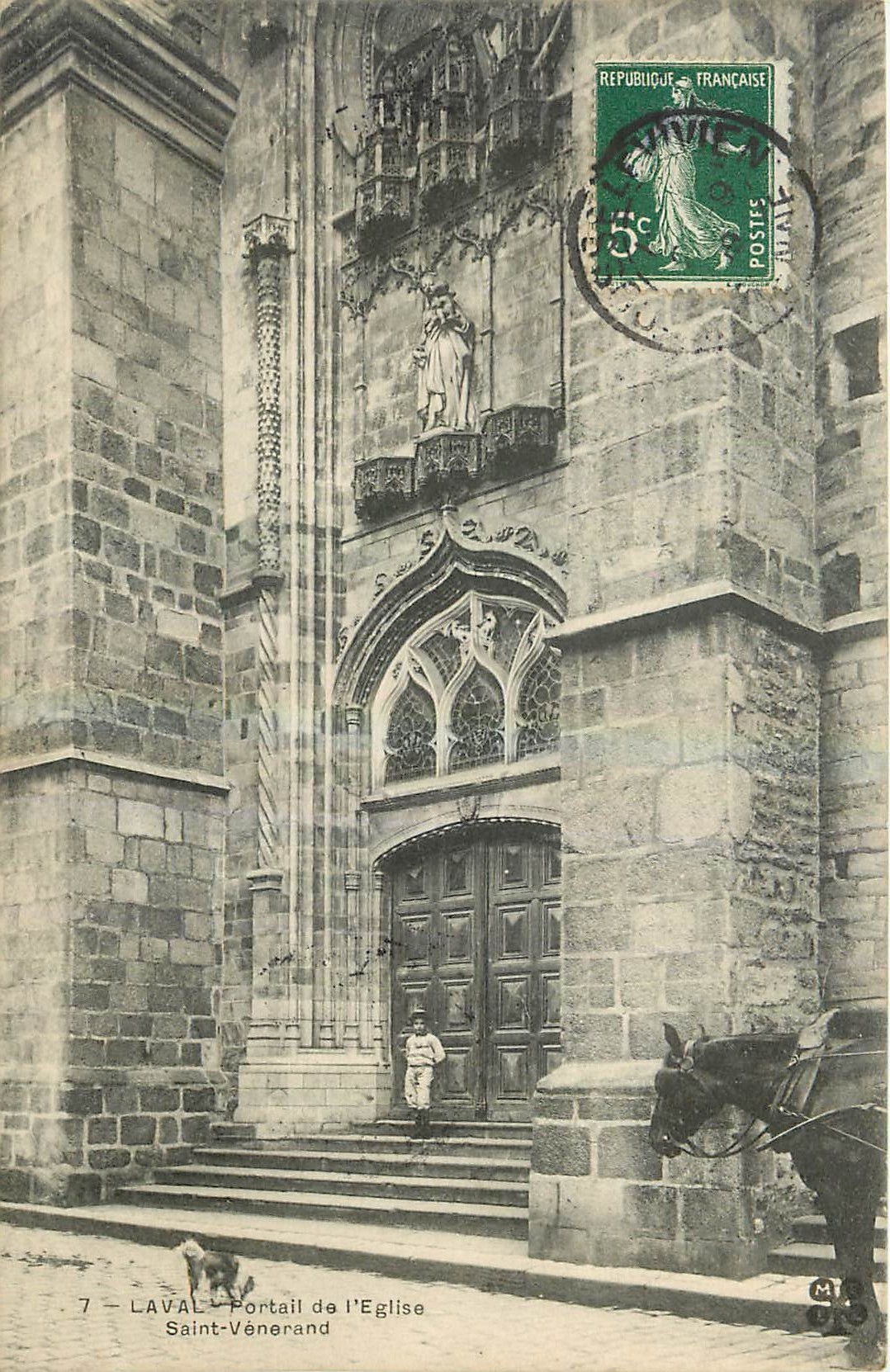 CPA Laval Portail de l'Eglise Saint Venerand 