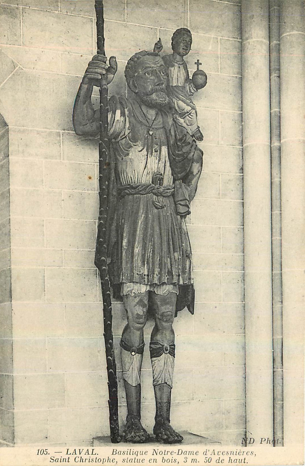 CPA Laval Basilique Notre Dame d'Avesnieres Saint Christophe statue en bois 