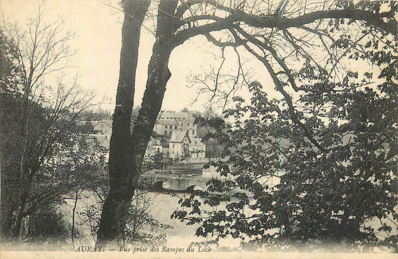 CPA Auray Vue prise des Rampes du Loch 
