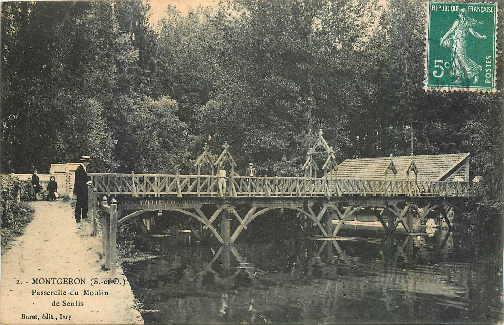 CPA Montgeron S et O Passerelle du Moulin de Senlis 