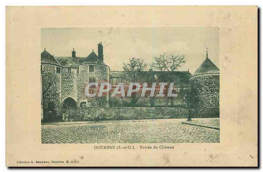 CPA Dourdan S et O Entree du Chateau 