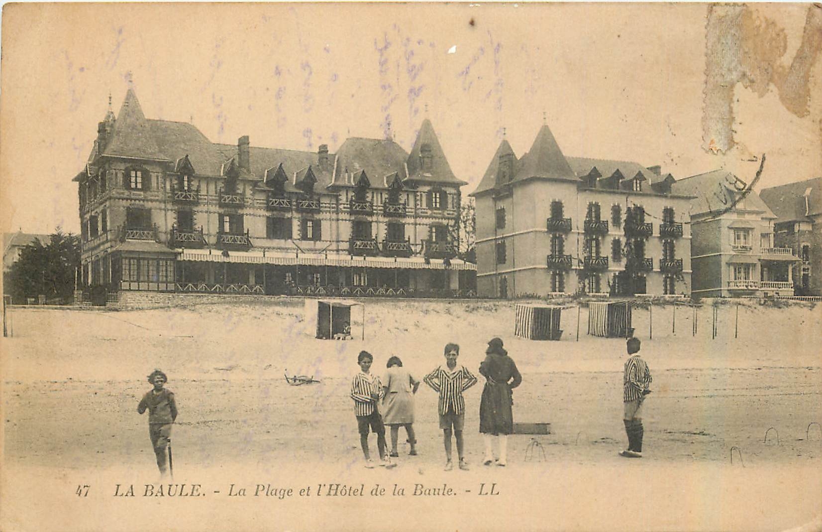 CPA La Baule La Plage et l'Hotel de la Baule 
