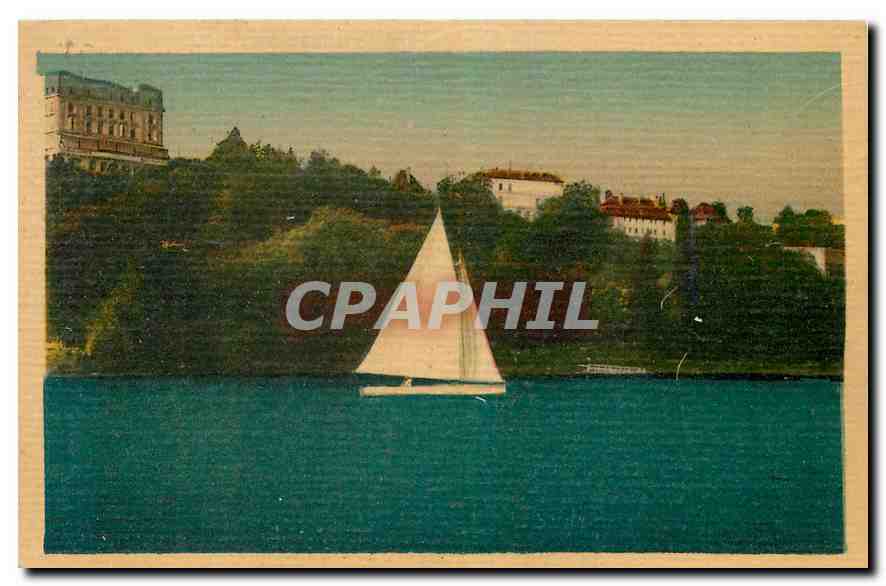 CPA Thonon les Bains Bords du Lac Leman et l'Hotel des Bains 