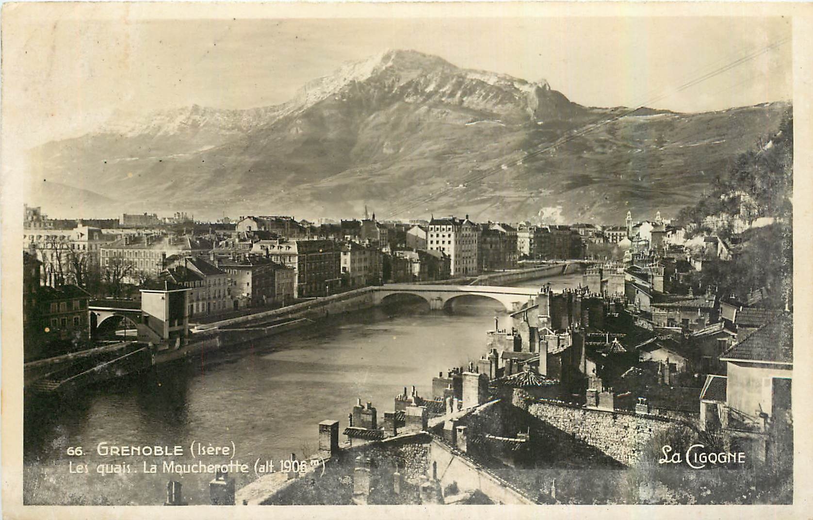CPA Grenoble Isere Les quais La Moucherotte 