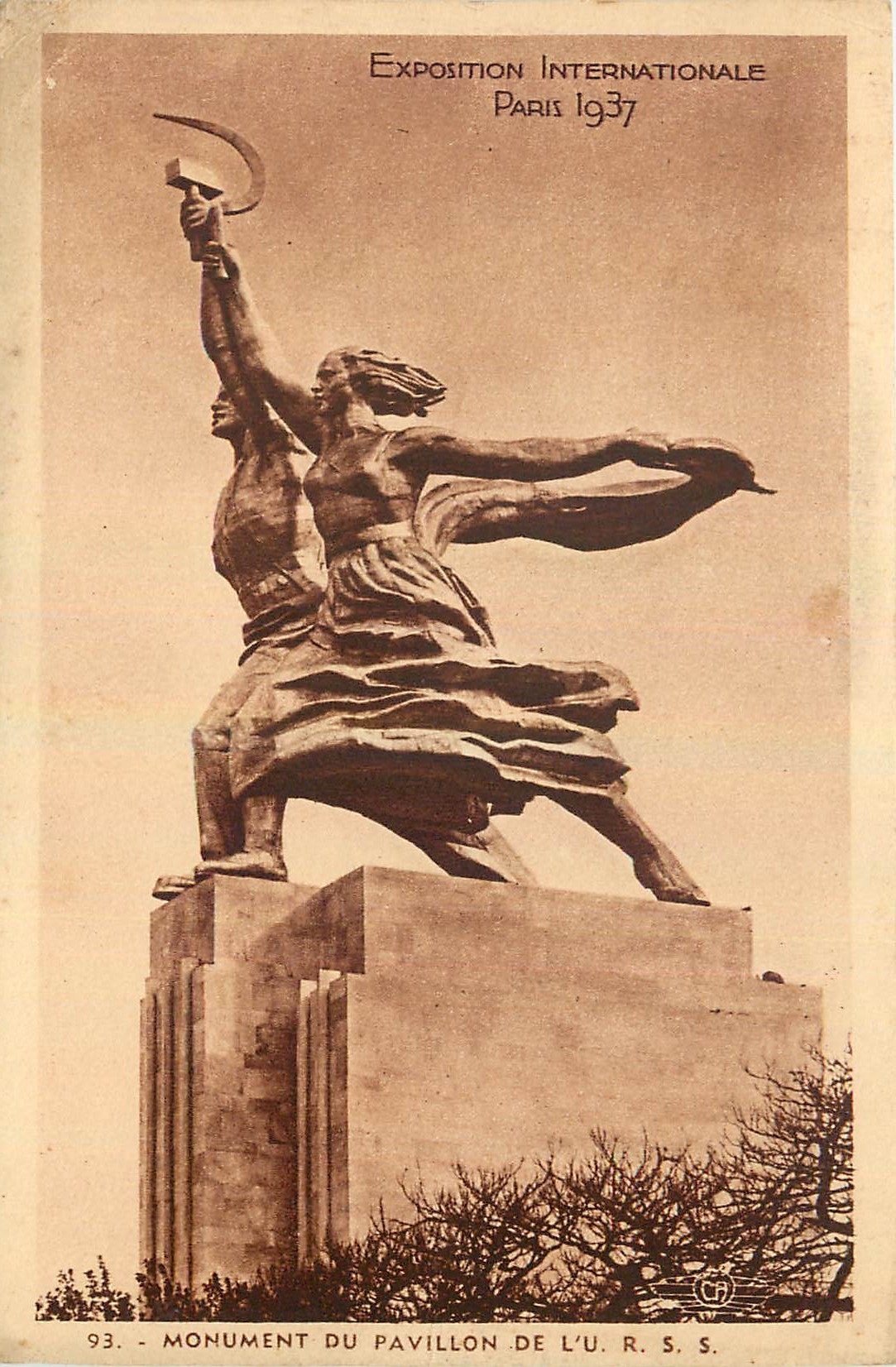CPA Paris Monument du Pavillon de l'URSS Russie Russia Expostion internationale 1937