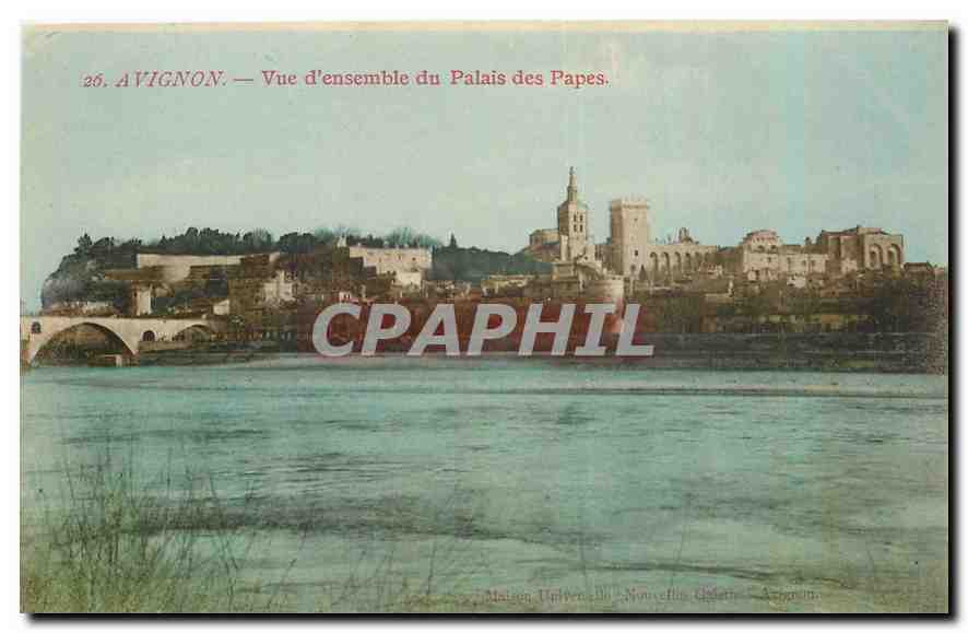 CPA Avignon Vue d'ensemble du Palais des Papes 