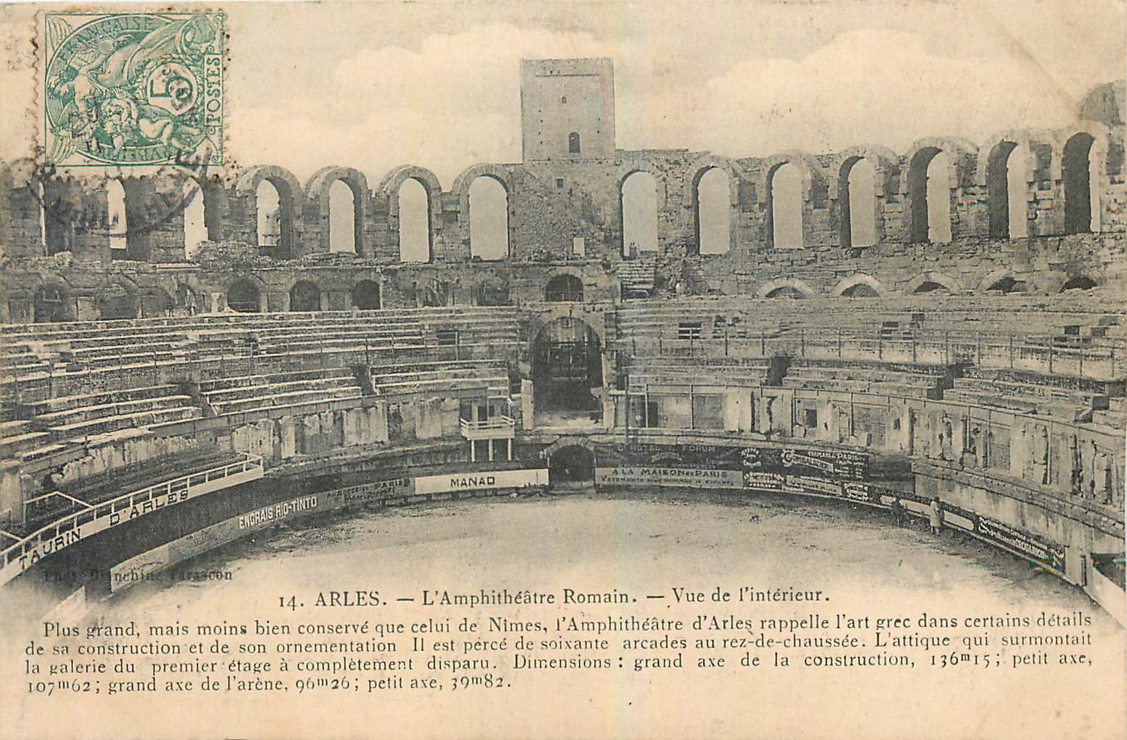 CPA Arles l'Amphitheatre Romain Vue de l'interieur 