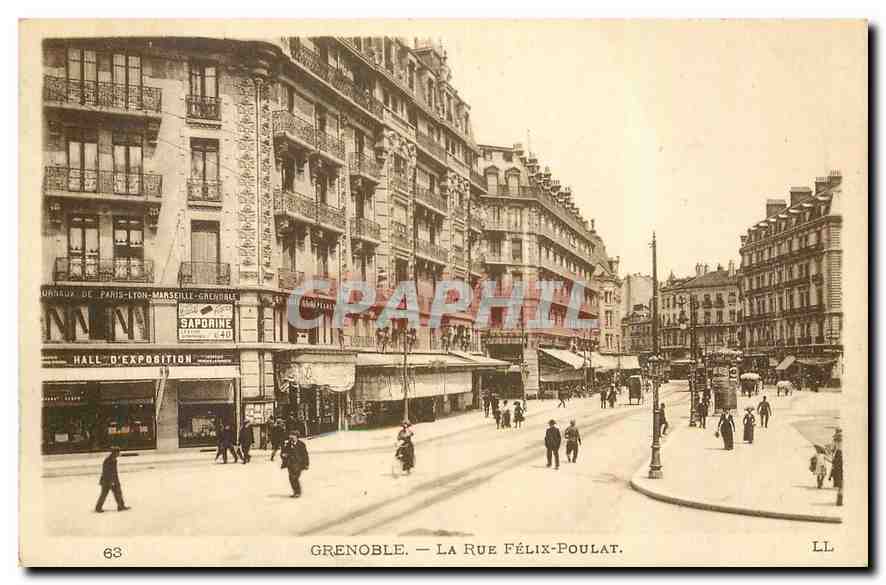 CPA Grenoble La Rue Felix Poulat 