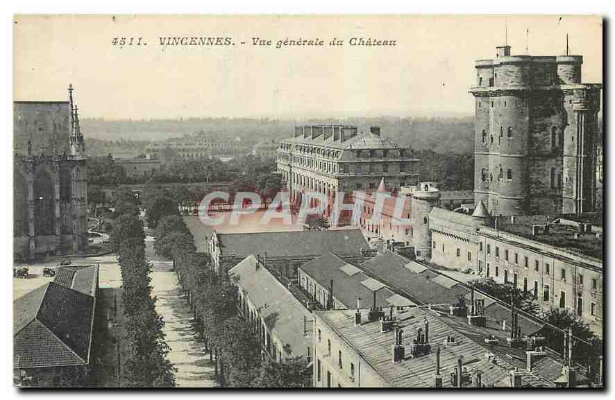 CPA Vincennes Vue generale du Chateau 