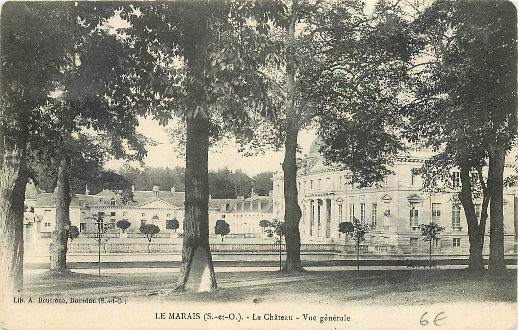 CPA Le marais S et O Le Chateau Vue generale 