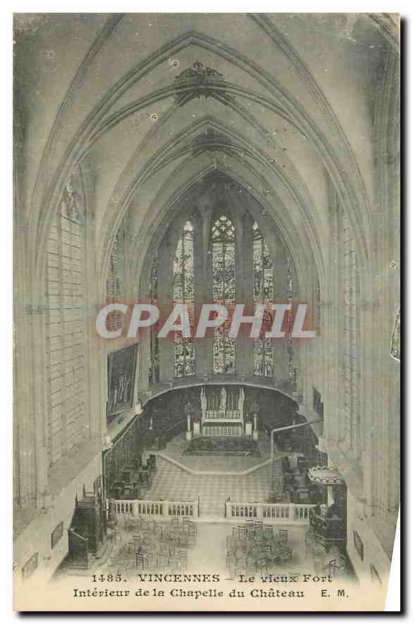 Vincennes — Le vieux Fort. Intérieur de la Chapelle du Château — E. M.