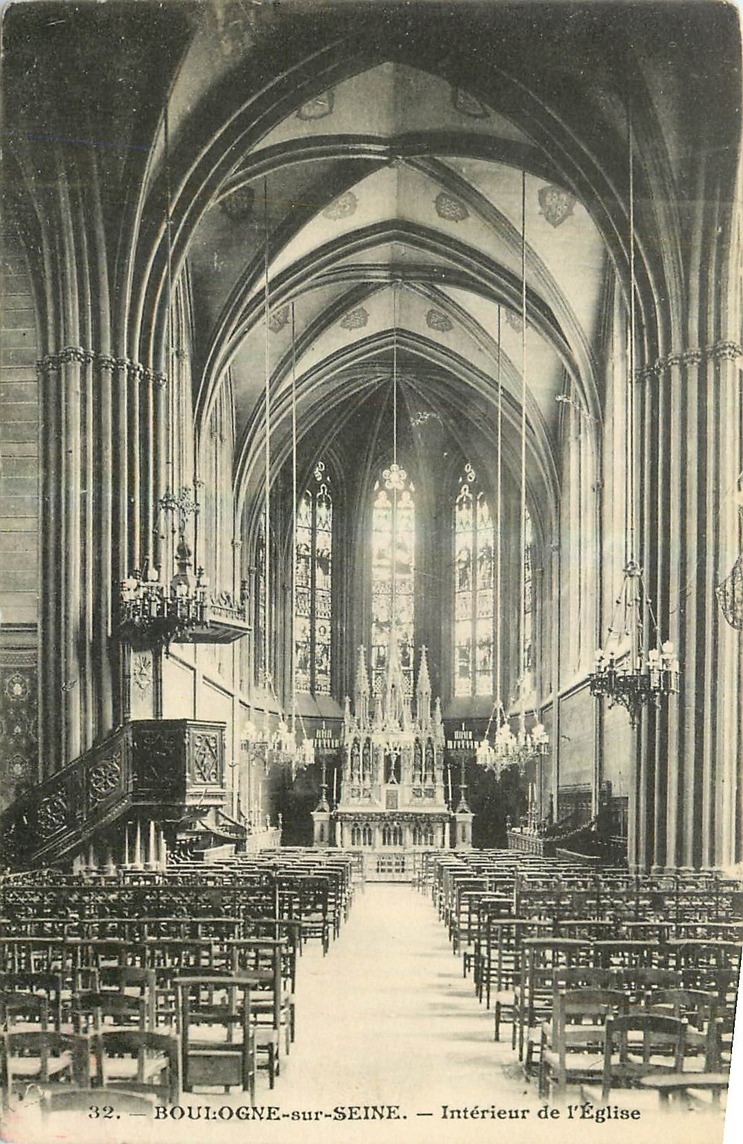CPA Boulogne sur Seine Interieur de l'Eglise 