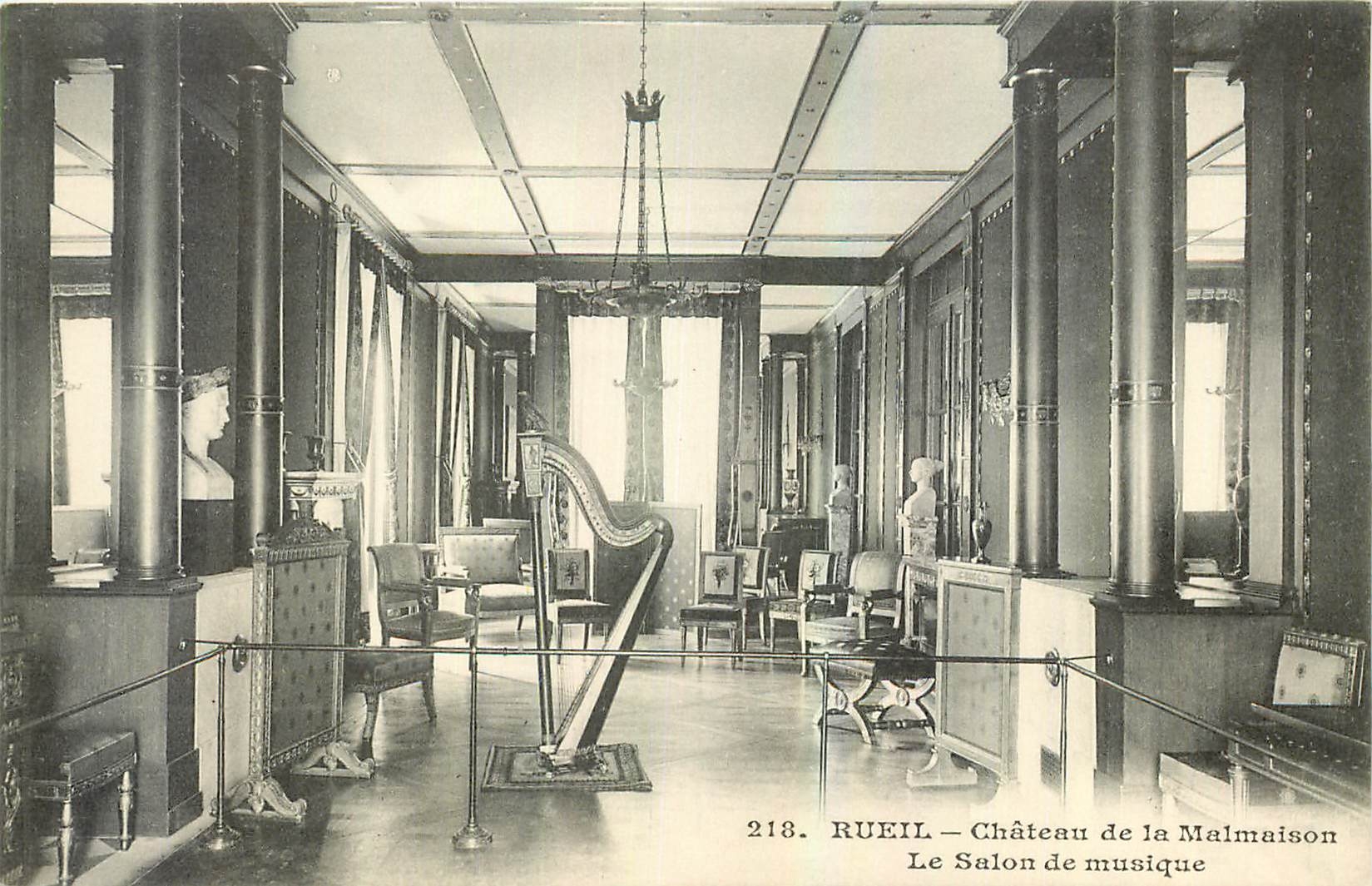 CPA Rueil Chateau de la Malmaison Le Salon de musique 
