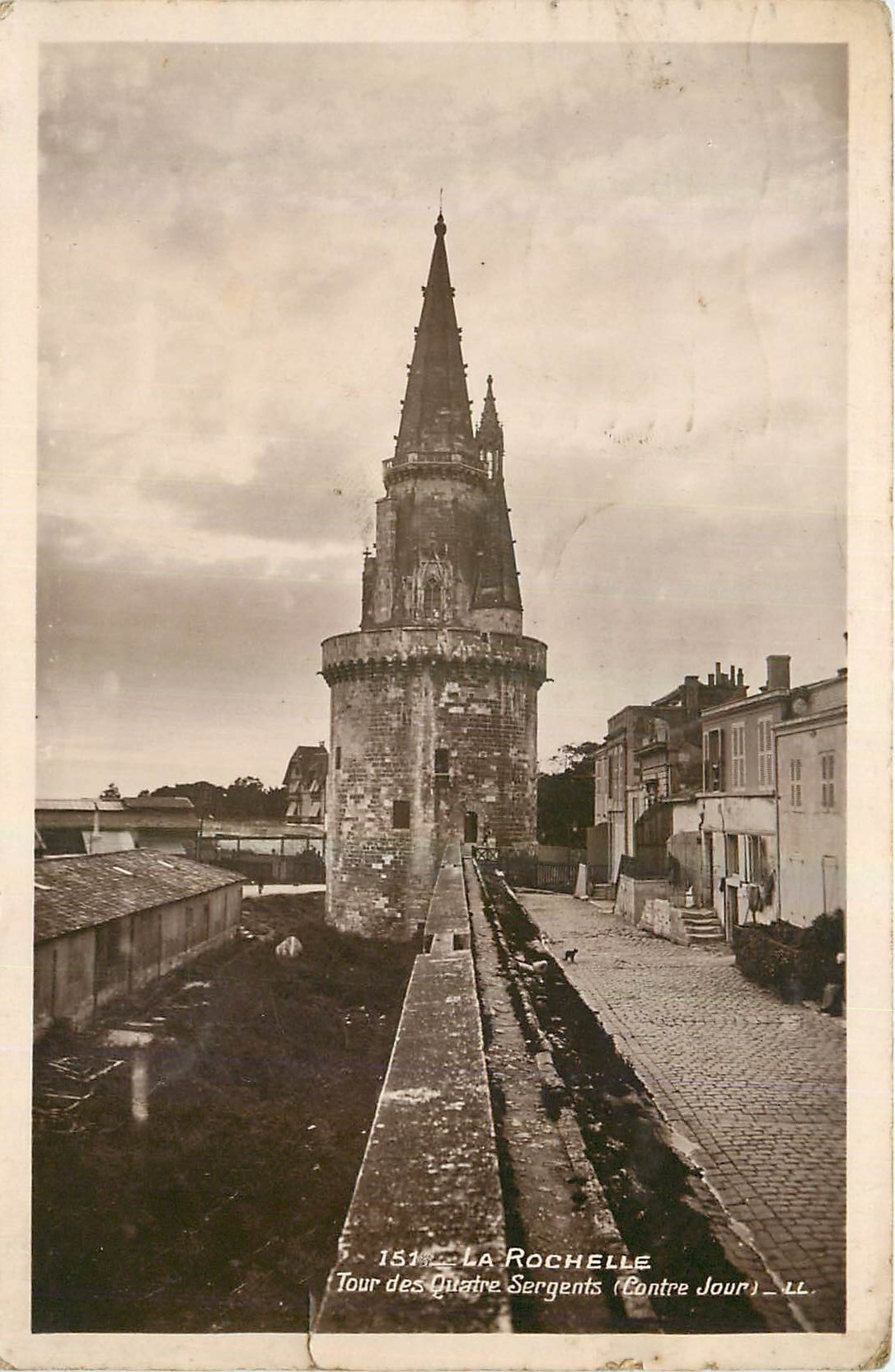 CPA La Rochelle Tour ds Quatre Sergents Ponte Jour 