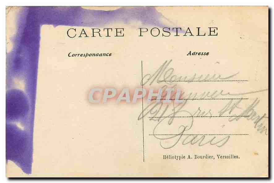 CPA Chantilly Entree principale et ensemble du chateau  — Rückseite