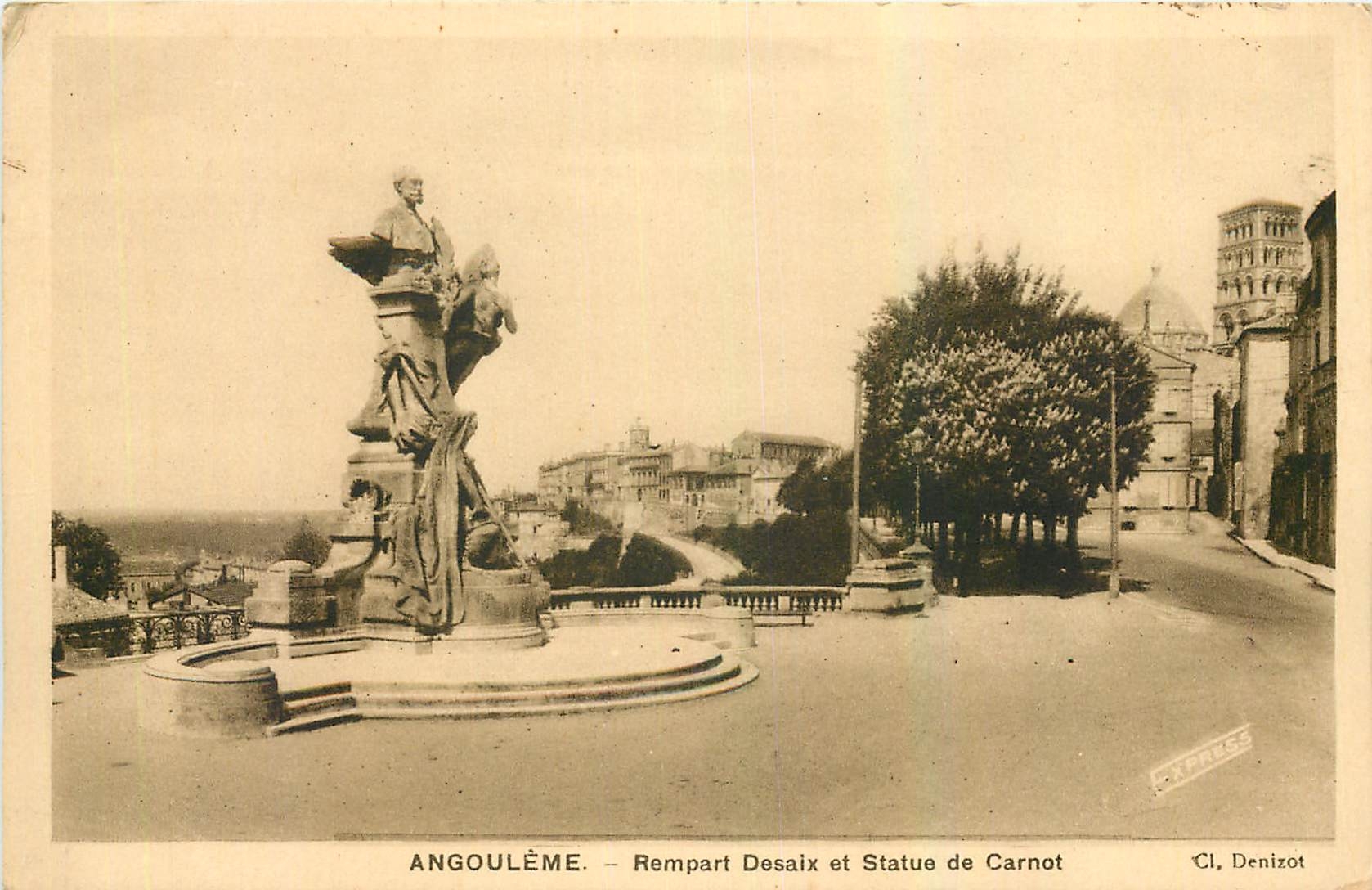 CPA Angouleme Rempart Dosaix et Statue de Carnot 