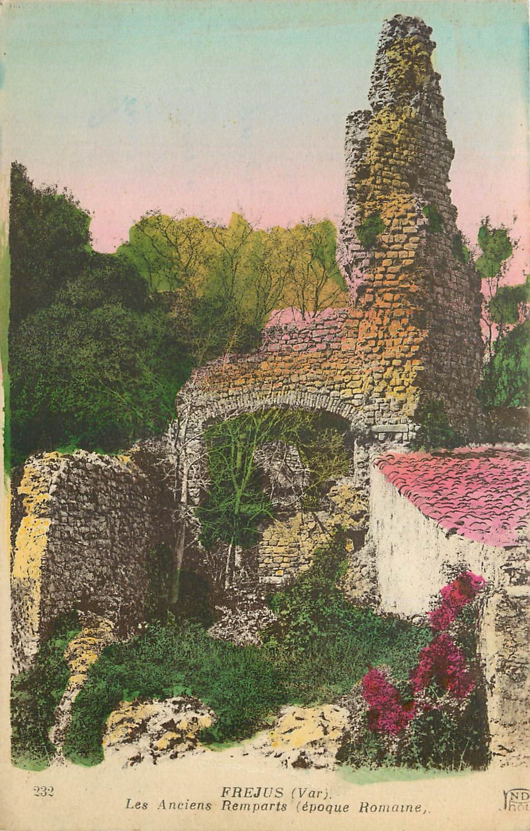 CPA Frejus Les Anciens Remparts epoque Romaine 