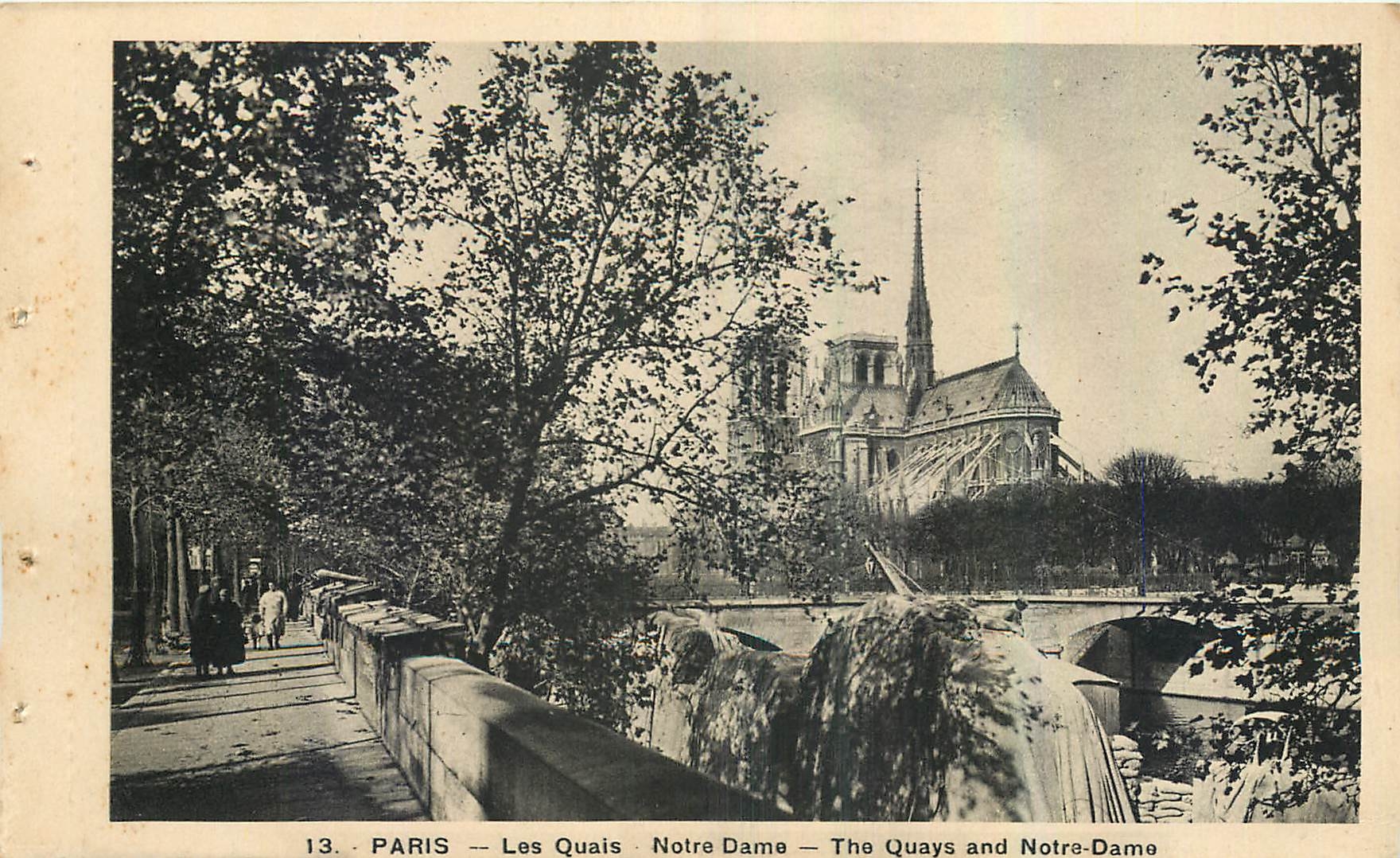 CPA Paris Les Quais Notre Dame 