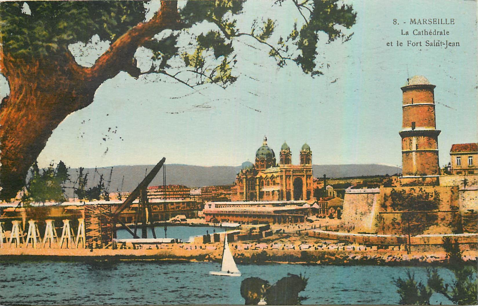 CPA Marseille La Cathedralle et le Fort Saint Jean 