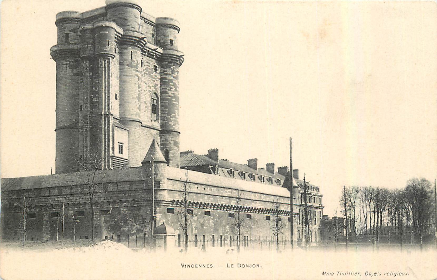 CPA Vincennes Le Donjon 